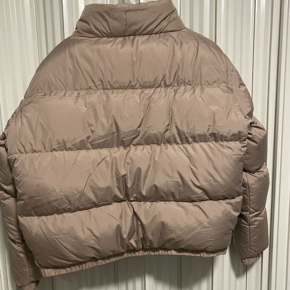 Threadbare cropped puffer jacket in taupe (ASOS) - Picture 3 of 5